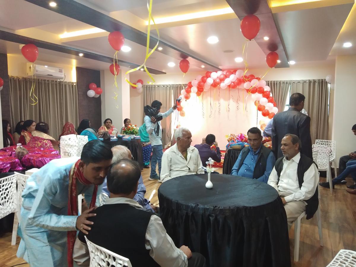 Hotel Welkin Residency Tezpur Dış mekan fotoğraf