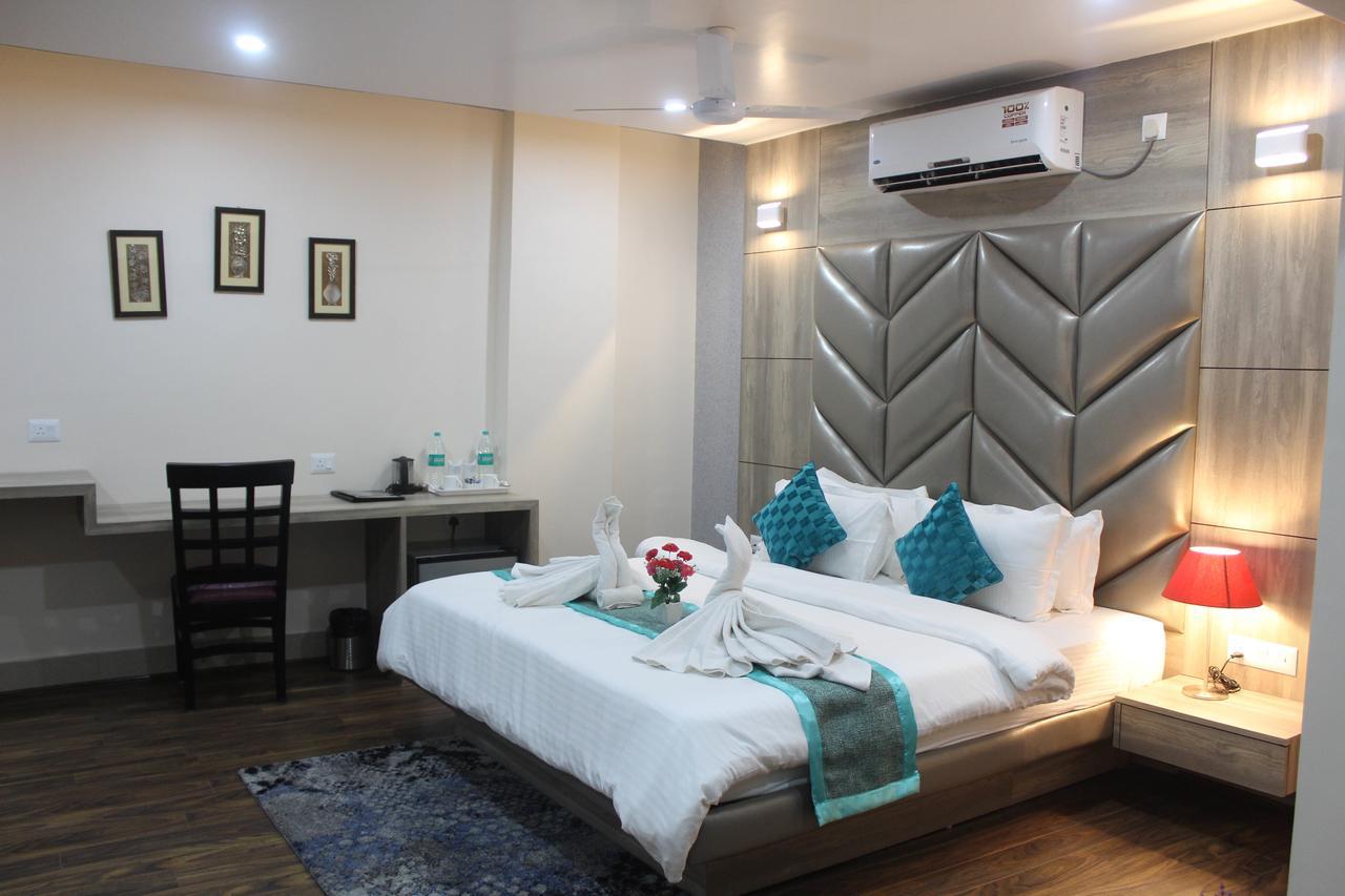 Hotel Welkin Residency Tezpur Dış mekan fotoğraf