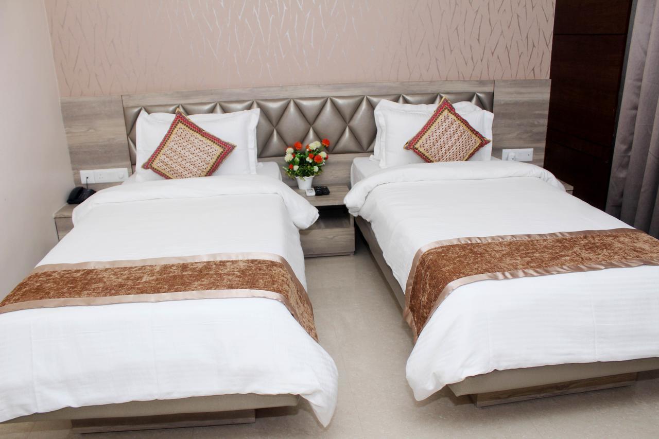 Hotel Welkin Residency Tezpur Dış mekan fotoğraf