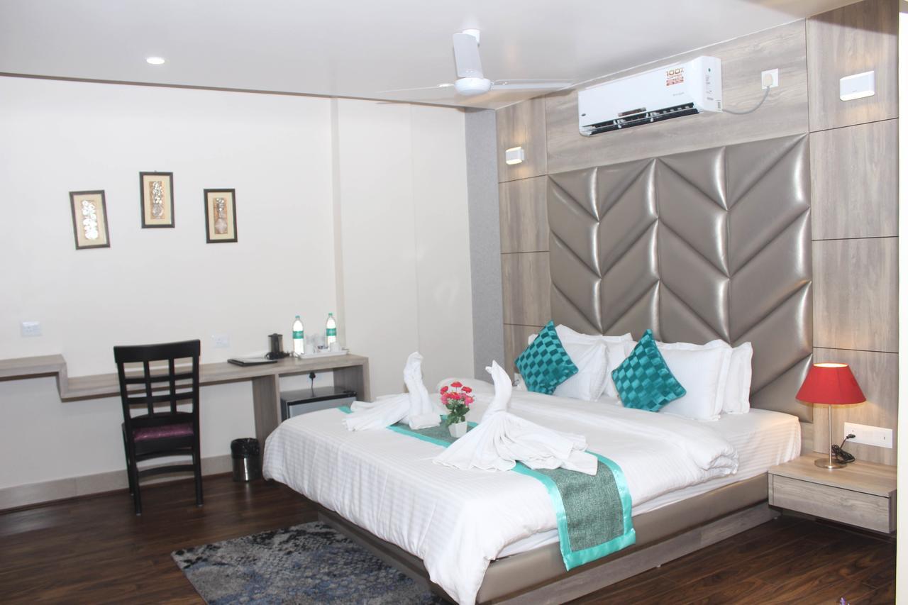 Hotel Welkin Residency Tezpur Dış mekan fotoğraf
